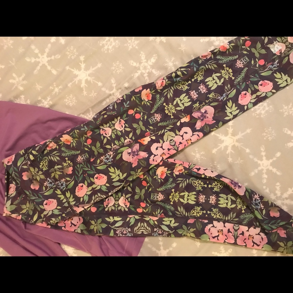 Nwot Lularoe Jade workout pants